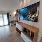 Grazioso Loft, Luminoso E Appena Ristrutturato
