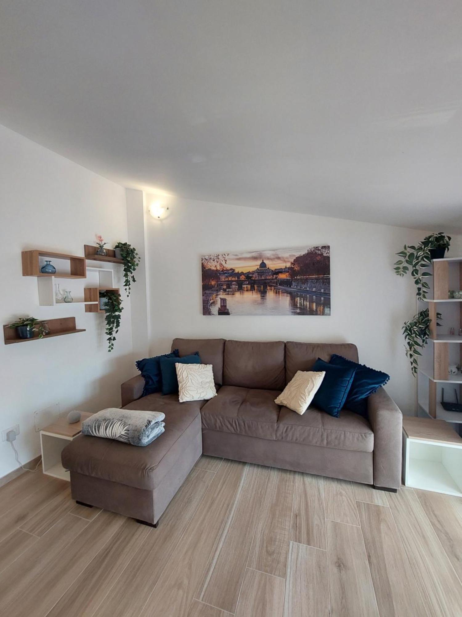 Grazioso Loft, Luminoso E Appena Ristrutturato
