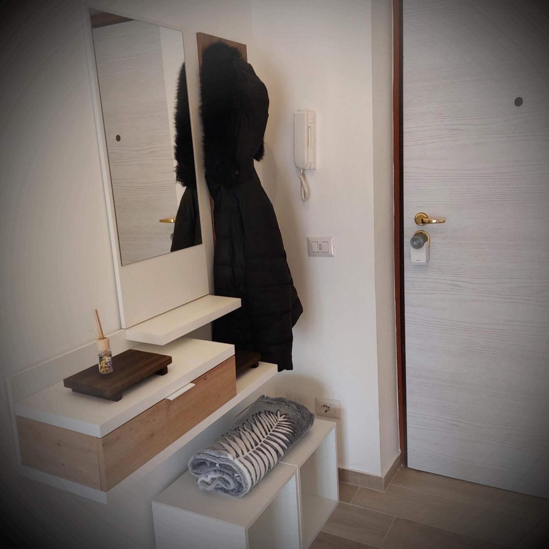 Appartamento Grazioso Loft, Luminoso E Appena Ristrutturato *