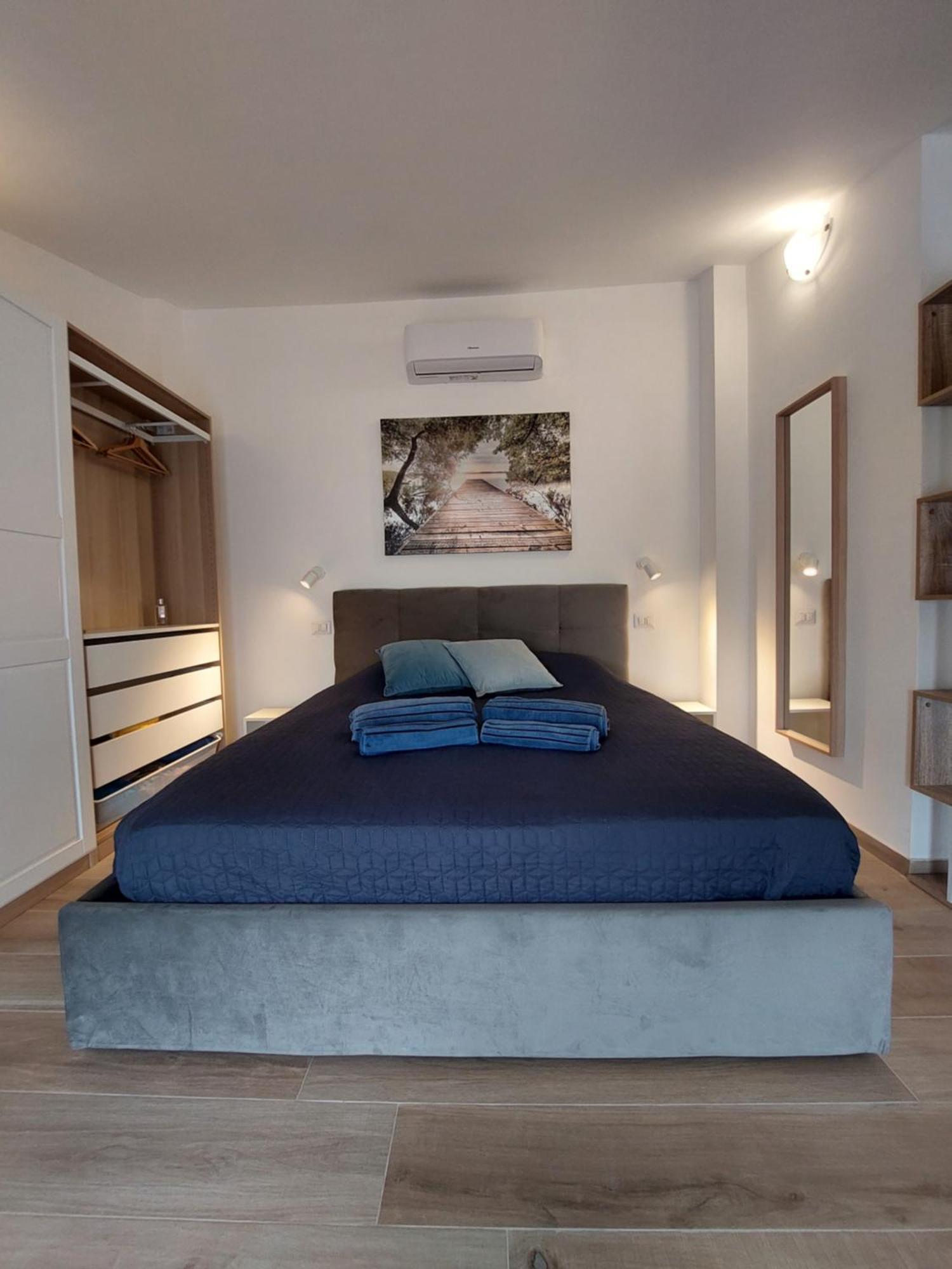 Grazioso Loft, Luminoso E Appena Ristrutturato